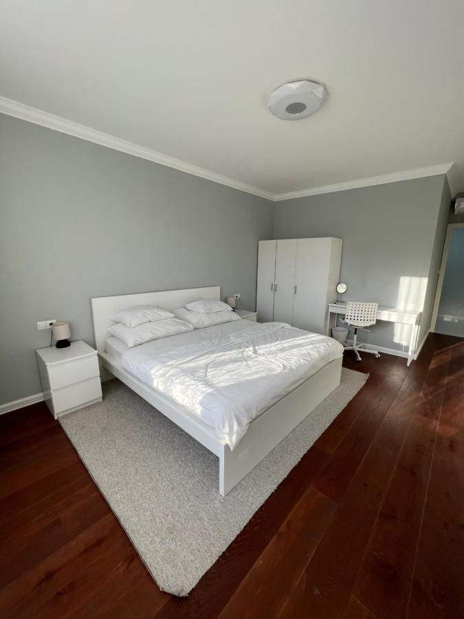 The Dante Prague - Family Apartments With Free Parking ภายนอก รูปภาพ